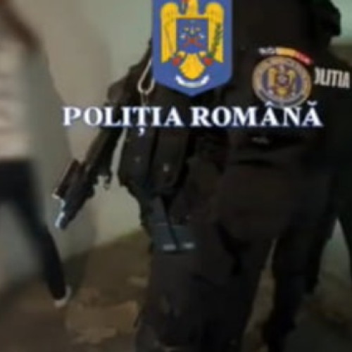 anchetă privind un grup infracțional implicat în evaziune cu medicamente de către poliția română