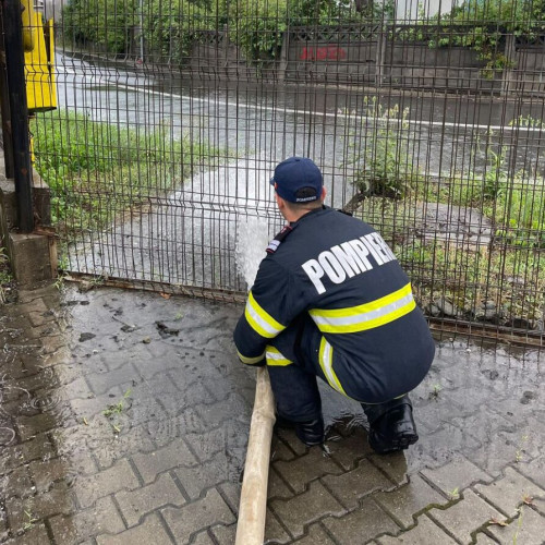 Fenomenul meteorologic periculos cauzează probleme în Bistrița