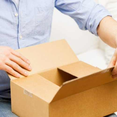 Avertisment de la polițiștii din Vrancea despre o metodă de înșelăciune cu colete