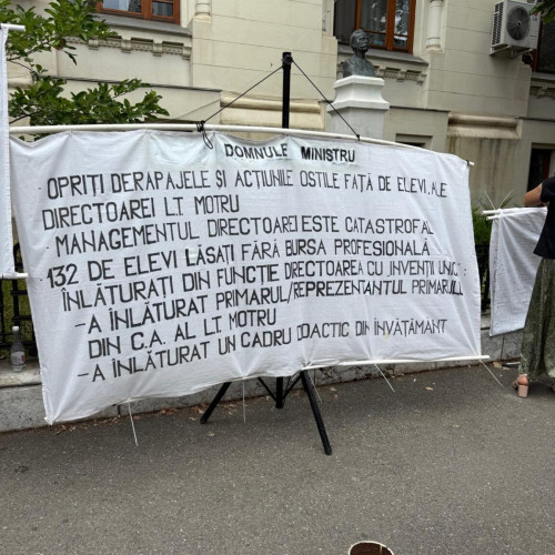 Profesorii gorjeni intră în greva foamei pentru a cere acțiuni concrete din partea Ministerului Educației