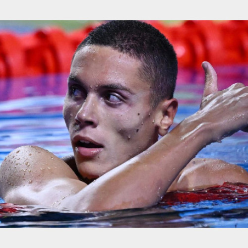 David Popovici s-a calificat în finala probei de 100 metri liber la Campionatele Mondiale de natație din Singapore