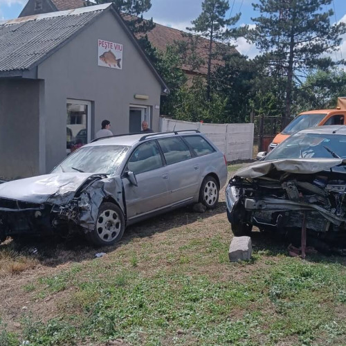 accident grav pe drumul național din vestul țării: patru persoane rănite și duse la spital