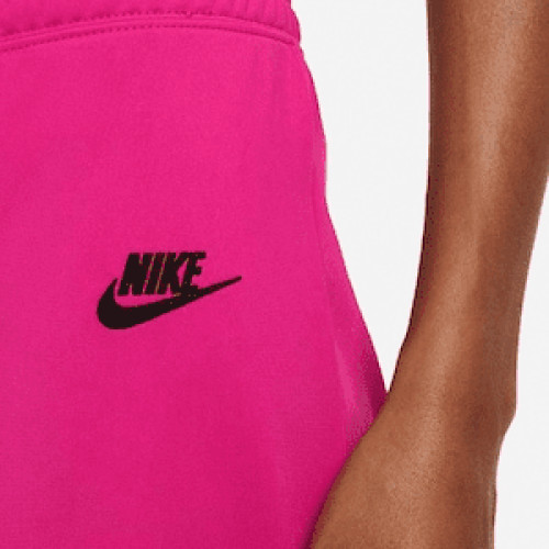 Echipamente de fotbal de la marile cluburi europene, accesibile fanilor pasionați