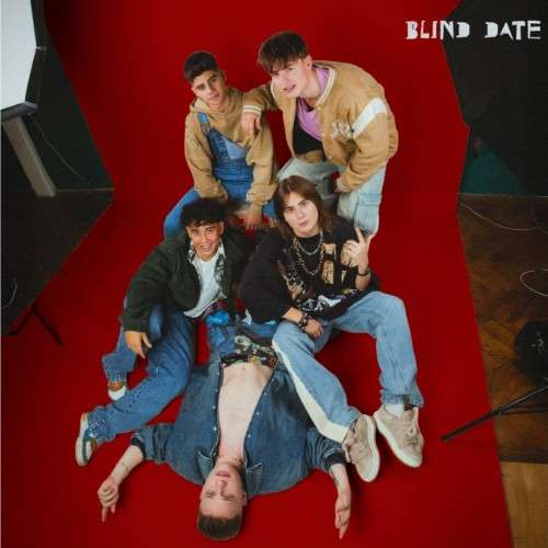 „covorul roșu” de Blind Date, o piesă promițătoare pe scena muzicală