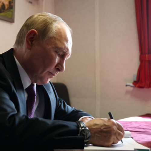 Putin promulgă lege care limitează căutările pe internet și extinde cenzura în Rusia