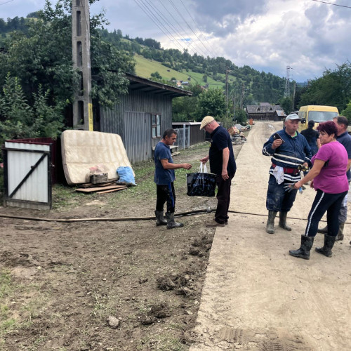 Ajutor de urgență pentru victimele inundațiilor din Neamț
