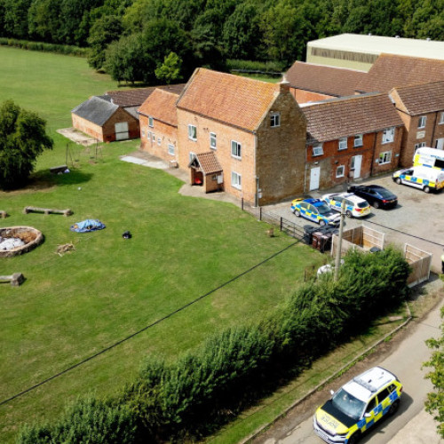 Barbat de 76 de ani arestat dupa ce mai multi copii s-au imbolnavit intr-o tabara de vara din Anglia