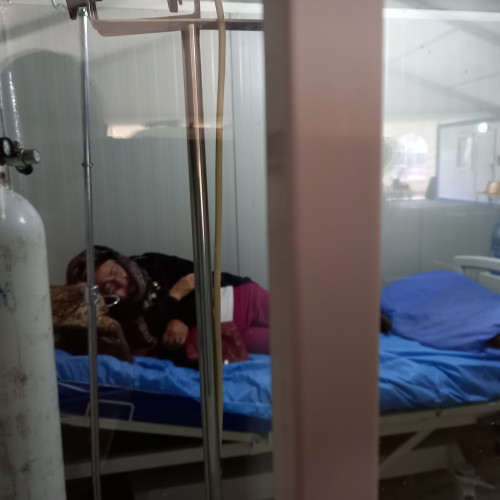 Tânără din Botoșani cere ajutor pentru salvarea bunicii sale