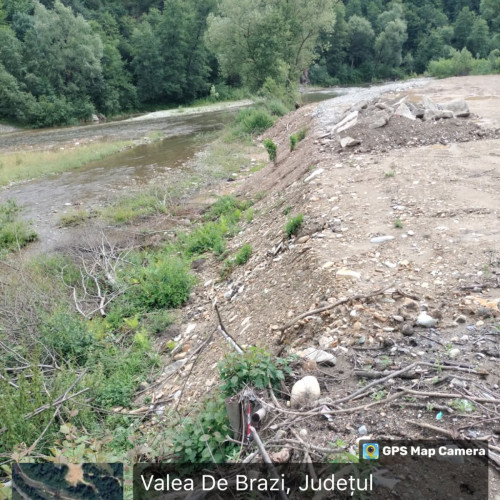 inspectorii apele române jiu au aplicat o amendă de 10.000 de lei pentru lucrări neautorizate în zona cursului de apă Jiul de Vest