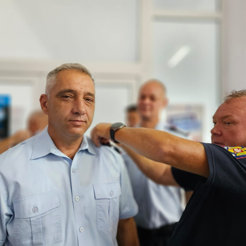 Sase ofițeri, un maistru militar și 29 de subofițeri au fost promovați în grade în cadrul ISU Botoșani