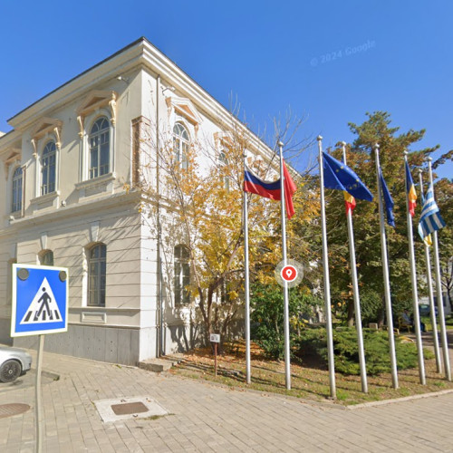 Titlu: Steagul Rusiei a fost înlăturat din centrul Tulcei după proteste