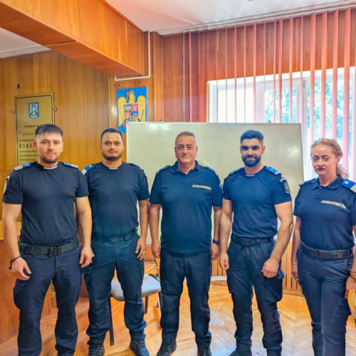 Jandarmi avansați în grad în cadrul unei ceremonii oficiale la Constanța