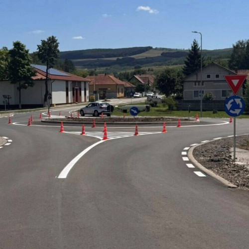 Lucrări finalizate la podul și sensul giratoriu din Hapria și asfaltări în zona Vântu de Jos