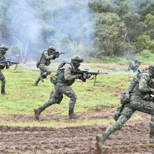 exerciții militare în poligonul predeal-cheia în luna mai