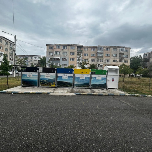Orașul Turceni introduce insule ecologice pentru colectarea textilelor uzate