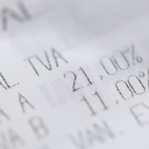 Consiliul Concurenței monitorizează creșterea prețurilor după majorarea cotei TVA