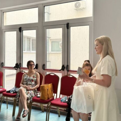 maternitatea din buzău a găzduit o nouă ediție a programului „școala mamei”