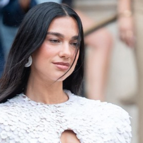 Dua Lipa a primit cetățenia oficială a Kosovo, un eveniment urmărit cu interes de întreaga țară