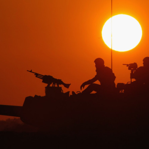 cercetătorul Luke Kemp avertizează asupra riscului unui colaps global