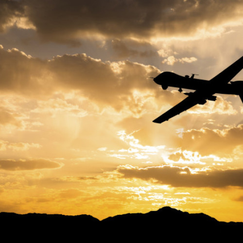 Incendiu provocat de atacuri cu drone asupra depozitului de petrol din Soci