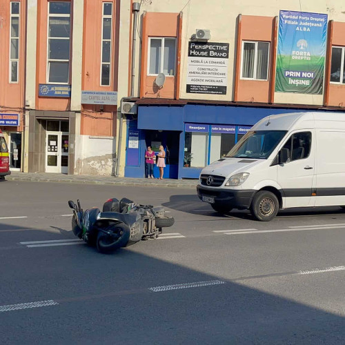 Accident rutier la Alba Iulia, lângă sediul IPJ
