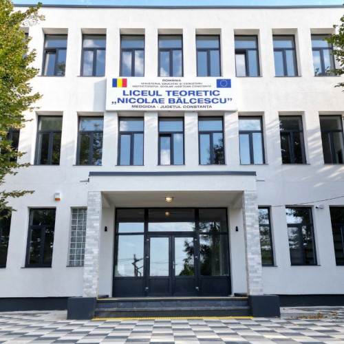 trei cadre didactice de la liceul teoretic nicolae balcescu din medgidia au participat la un curs de formare Erasmus+ în Barcelona