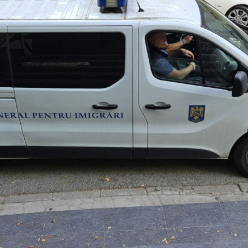 Număr mare de străini depistați în situații ilegale în luna iulie
