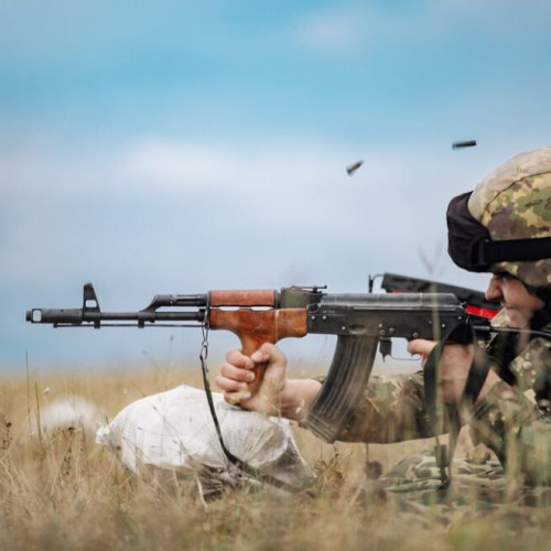 394 locuri de soldați și gradați profesioniști disponibile prin concurs