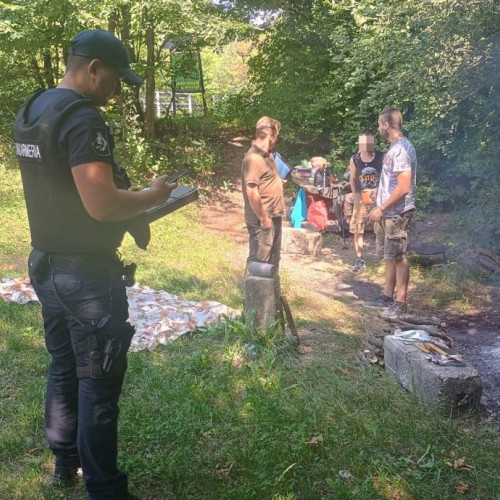 jandarmii maramureș reamintesc reguli pentru picnic și camping în zona lacului firiza