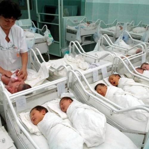 specialiști în ginecologie și infertilitate se reunesc pentru webinar despre viitorul demografic al României