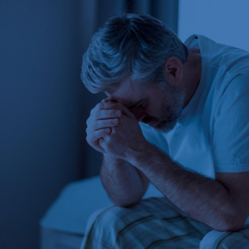 Studiu arată legătura dintre somnul fragmentat și deteriorarea vaselor de sânge din creier