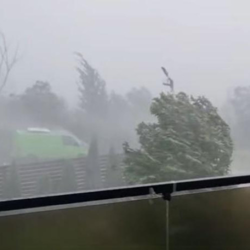 Furtună puternică în zona Clujului