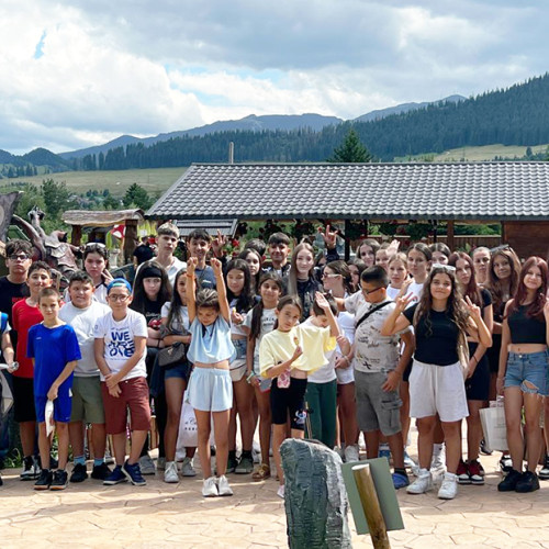 Tabără educațională a UDTTMR la Vatra Moldoviței, județul Suceava