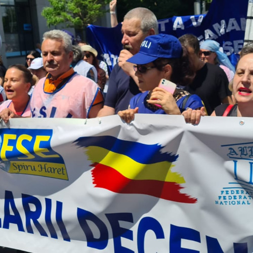 proteste la sediul ministerului educației după întâlnirea cu ministrul daniel david