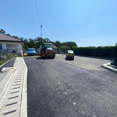 Strada Crizantemelor din Botoșani va fi asfaltată în curând