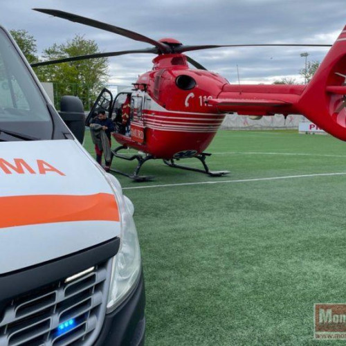 Elicopter SMURD, pentru salvare de urgență în județul Botoșani