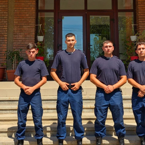 Tinerii jandarmi în stagiu de pregătire la Constanța