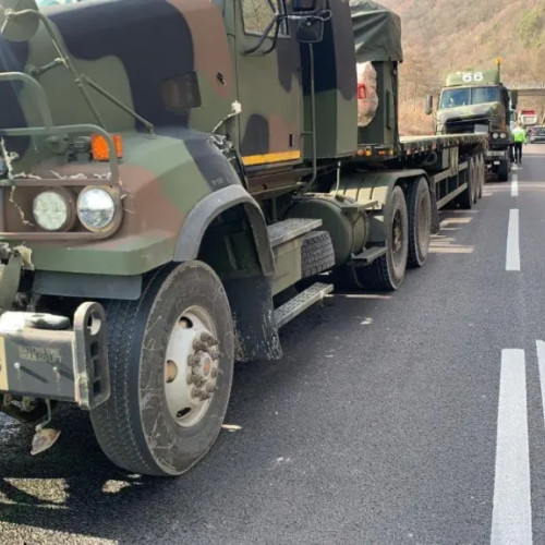 accident grav la unitatea militara din someseni: un militar și un civil răniți și un deces tragic