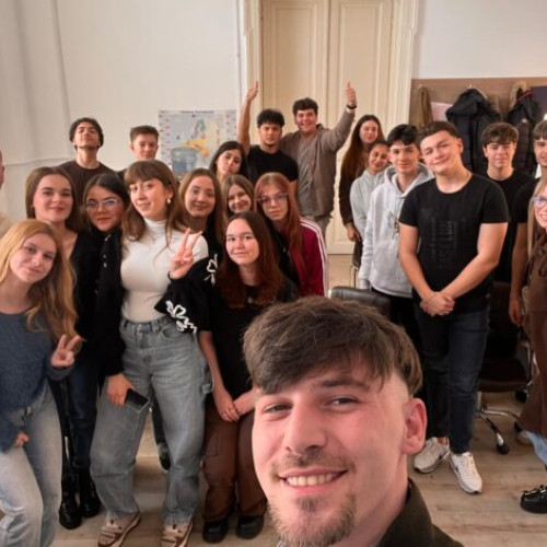 Ramniceanul Ionuț Dumitrașcu, lider civic recunoscut european, vorbește despre implicare și viitor