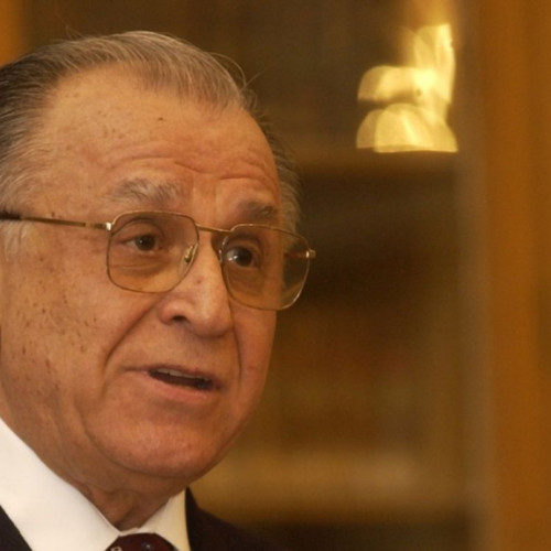 țările, a ajustat programul funeraliilor. Potrivit sursei, citează oficiali din Guvern, ceremonia de înmormântare a fost redusă pentru a respecta regula de limitare a numărului de participanți, din cauza situației de siguranță.