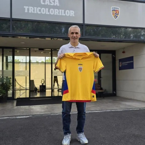 Adrian Iencsi, noul selectioner al naționalei U20 a României