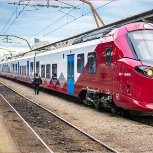 CFR Calatori introduce o nouă garnitură electrică pe ruta București Nord - Constanța