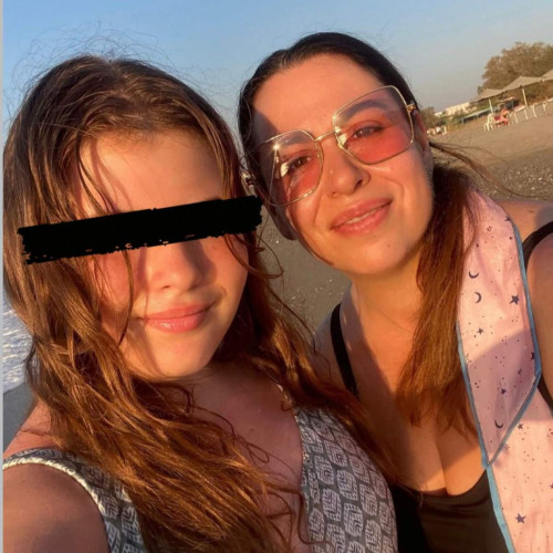 Oana Roman a plecat de urgență pentru a-și lua fiica din tabără