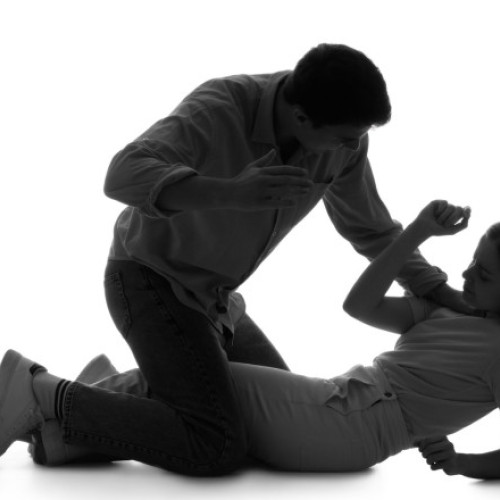 femicidul, subiect de dezbatere și nevoie de legislație mai strictă în România