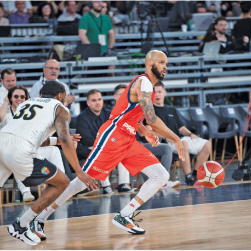 CSM Oradea își reia antrenamentele pentru sezonul de baschet masculin