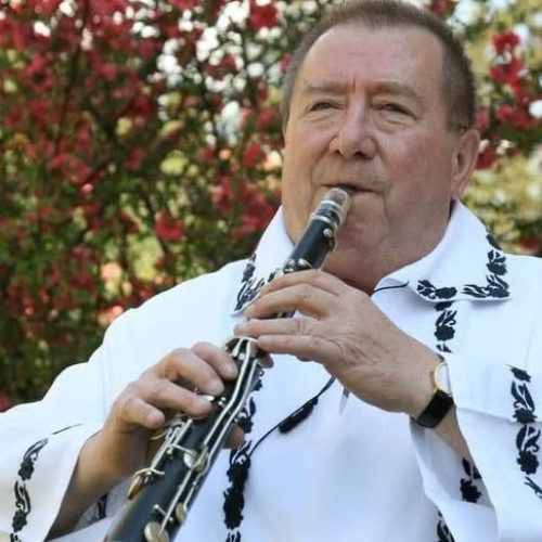 Se împlinesc 7 ani de la trecerea la cele veșnice a marelui taragotist Dumitru Farcas