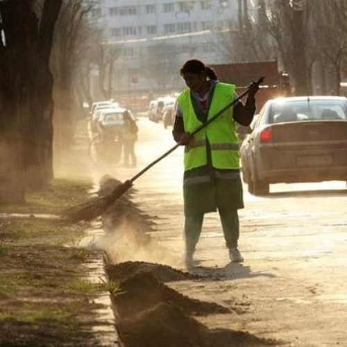 strada colonia sopor din cluj-napoca, aproape impracticabil din cauza ploilor si traficului greu