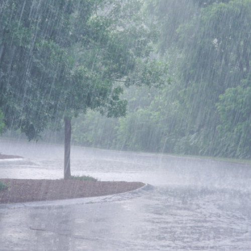 Mai multe localități din Prahova, sub avertizare COD roșu de ploi torențiale