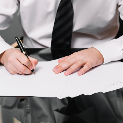 apartament cu 3 camere scos la vânzare prin licitație în Constanța