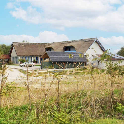 Licitație pentru vânzarea unui imobil în Mahmudia pentru recuperarea unei datorii